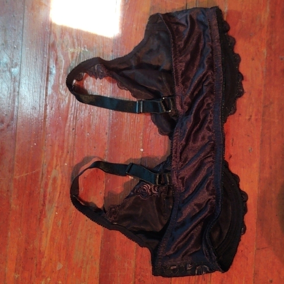 Amoureuse Women's Embroidered Front-Close Underwire Black Bra Sz 40C - Picture 5 of 11